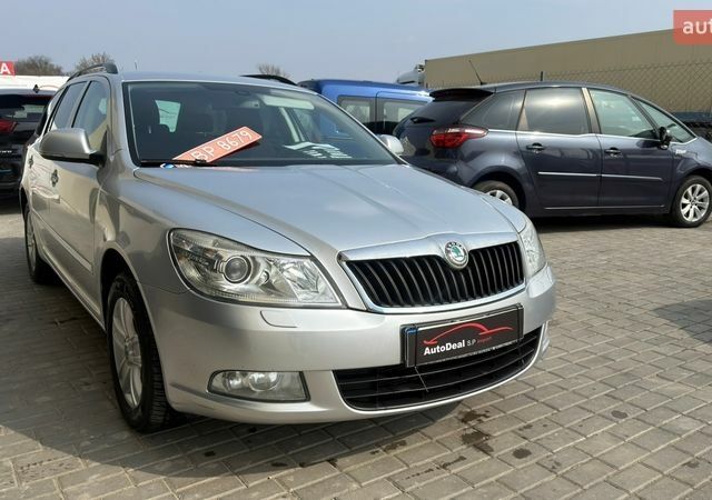 Серый Шкода Октавия, объемом двигателя 1.4 л и пробегом 220 тыс. км за 7250 $, фото 1 на Automoto.ua