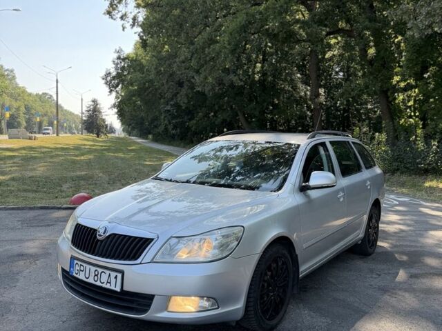 Сірий Шкода Октавія, об'ємом двигуна 1.6 л та пробігом 300 тис. км за 3304 $, фото 1 на Automoto.ua