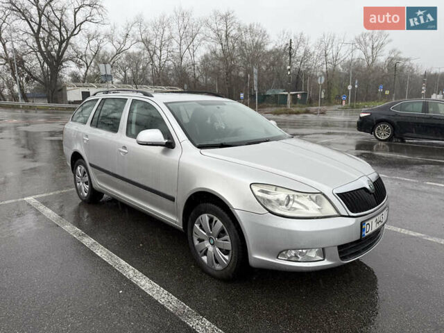 Сірий Шкода Октавія, об'ємом двигуна 1.6 л та пробігом 220 тис. км за 7300 $, фото 1 на Automoto.ua