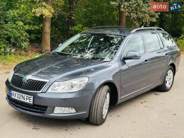 Серый Шкода Октавия, объемом двигателя 1.4 л и пробегом 206 тыс. км за 7750 $, фото 1 на Automoto.ua