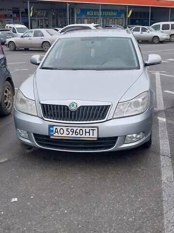 Серый Шкода Октавия, объемом двигателя 1.6 л и пробегом 325 тыс. км за 7100 $, фото 1 на Automoto.ua
