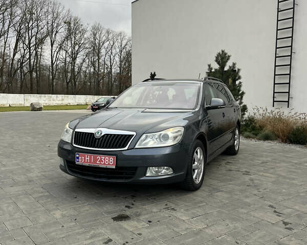 Сірий Шкода Октавія, об'ємом двигуна 1.8 л та пробігом 232 тис. км за 7200 $, фото 1 на Automoto.ua