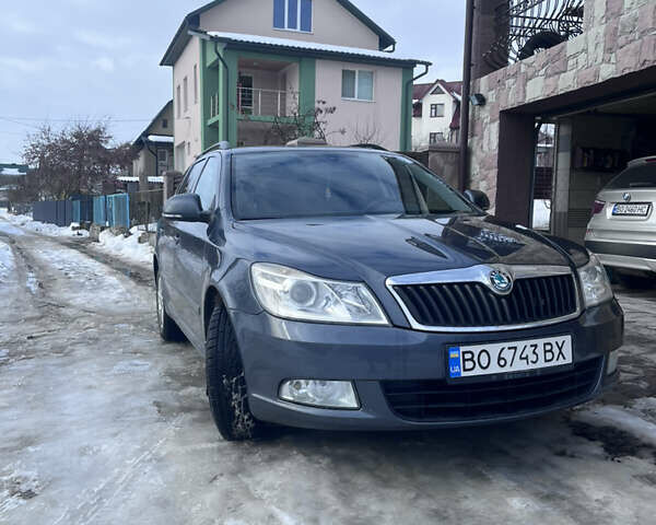 Серый Шкода Октавия, объемом двигателя 1.6 л и пробегом 289 тыс. км за 8300 $, фото 1 на Automoto.ua