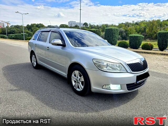 Серый Шкода Октавия, объемом двигателя 1.4 л и пробегом 220 тыс. км за 6600 $, фото 1 на Automoto.ua