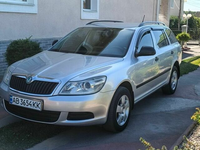 Серый Шкода Октавия, объемом двигателя 1.6 л и пробегом 252 тыс. км за 7200 $, фото 1 на Automoto.ua
