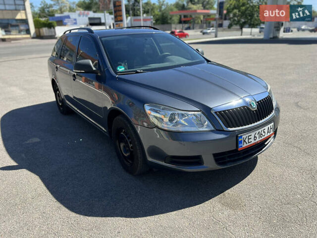 Серый Шкода Октавия, объемом двигателя 1.39 л и пробегом 158 тыс. км за 8200 $, фото 1 на Automoto.ua