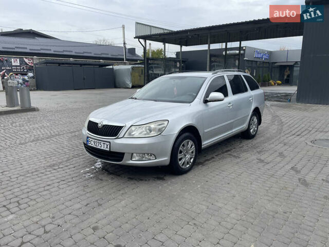 Шкода Октавия 2011 в Львове на Automoto.ua Серый Шкода Октавия, объемом двигателя 1.8 л и пробегом 238 тыс. км за 6999 $, фото 1 на Automoto.ua