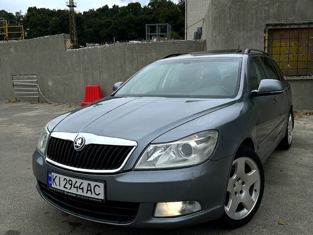 Серый Шкода Октавия, объемом двигателя 1.2 л и пробегом 320 тыс. км за 6500 $, фото 1 на Automoto.ua