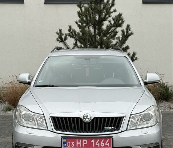 Серый Шкода Октавия, объемом двигателя 2 л и пробегом 237 тыс. км за 10500 $, фото 1 на Automoto.ua