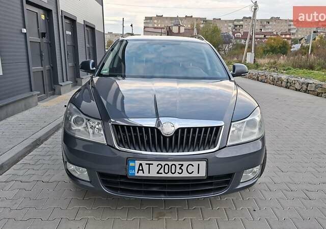 Серый Шкода Октавия, объемом двигателя 1.6 л и пробегом 276 тыс. км за 7500 $, фото 1 на Automoto.ua