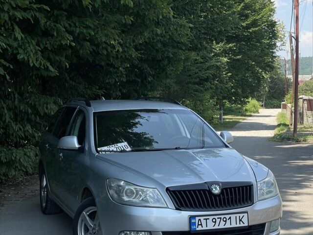 Серый Шкода Октавия, объемом двигателя 1.6 л и пробегом 322 тыс. км за 5900 $, фото 1 на Automoto.ua