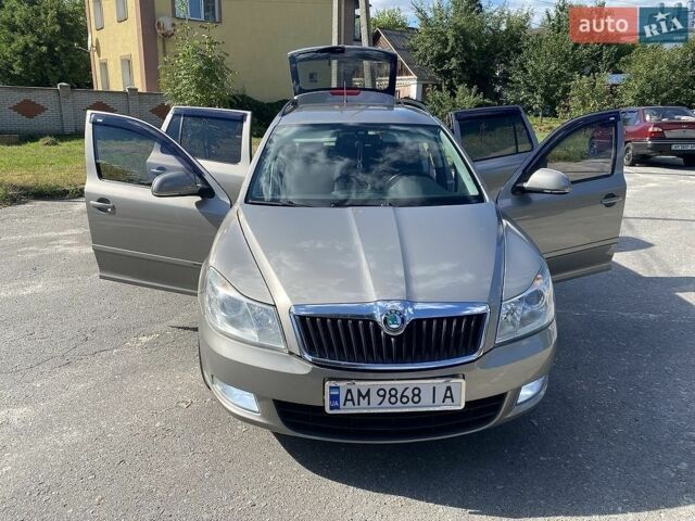 Серый Шкода Октавия, объемом двигателя 1.6 л и пробегом 325 тыс. км за 7000 $, фото 1 на Automoto.ua