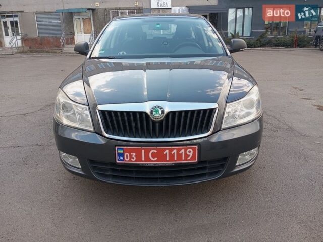 Серый Шкода Октавия, объемом двигателя 1.6 л и пробегом 162 тыс. км за 6999 $, фото 1 на Automoto.ua
