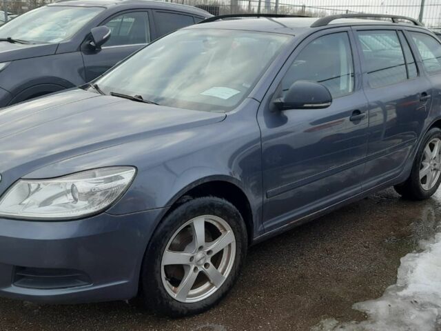 Сірий Шкода Октавія, об'ємом двигуна 1.6 л та пробігом 230 тис. км за 4000 $, фото 1 на Automoto.ua