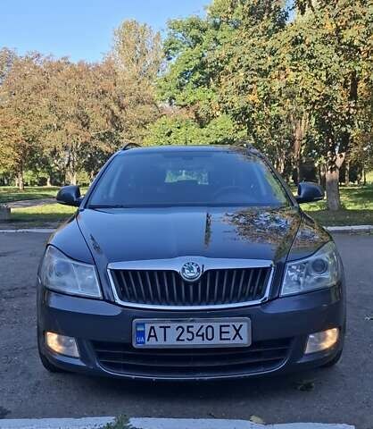 Сірий Шкода Октавія, об'ємом двигуна 1.6 л та пробігом 254 тис. км за 6900 $, фото 1 на Automoto.ua