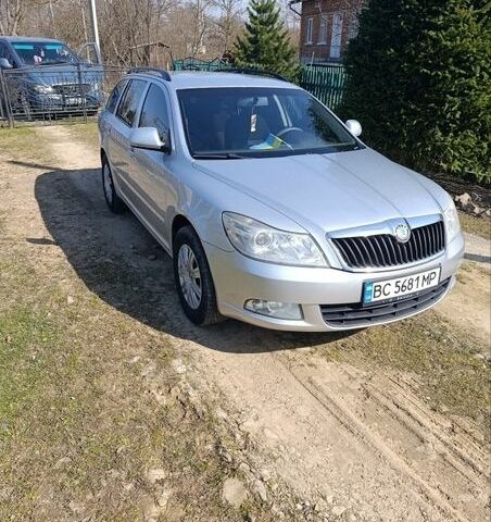 Сірий Шкода Октавія, об'ємом двигуна 1.8 л та пробігом 227 тис. км за 6400 $, фото 1 на Automoto.ua
