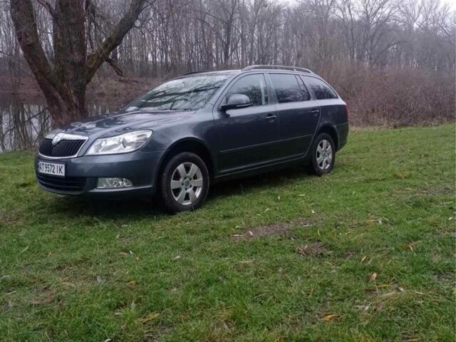 Серый Шкода Октавия, объемом двигателя 1.6 л и пробегом 277 тыс. км за 7700 $, фото 1 на Automoto.ua