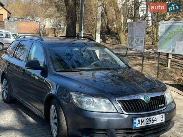 Серый Шкода Октавия, объемом двигателя 1.6 л и пробегом 278 тыс. км за 6500 $, фото 1 на Automoto.ua