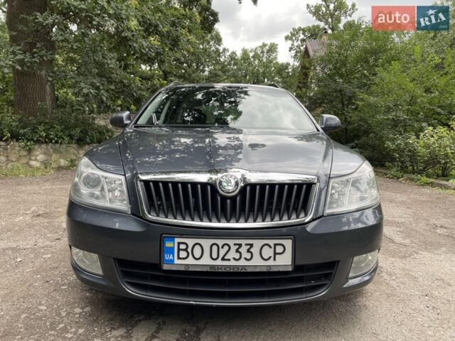 Серый Шкода Октавия, объемом двигателя 2 л и пробегом 279 тыс. км за 9999 $, фото 1 на Automoto.ua