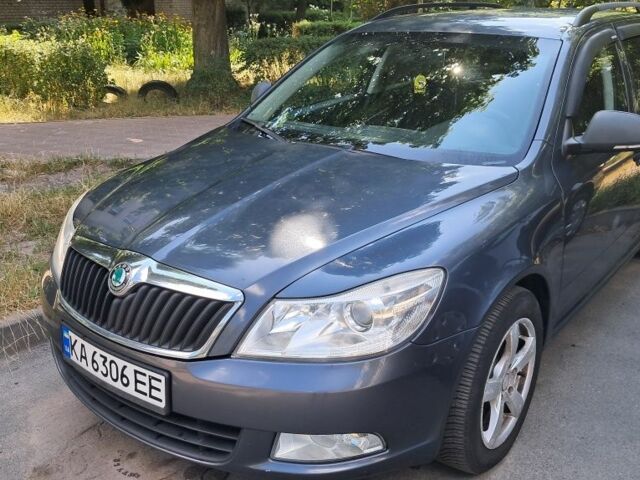 Серый Шкода Октавия, объемом двигателя 1.6 л и пробегом 226 тыс. км за 6900 $, фото 1 на Automoto.ua