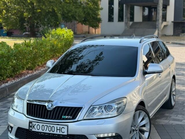 Сірий Шкода Октавія, об'ємом двигуна 2 л та пробігом 290 тис. км за 8207 $, фото 1 на Automoto.ua