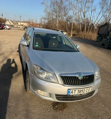 Серый Шкода Октавия, объемом двигателя 1.98 л и пробегом 266 тыс. км за 12000 $, фото 1 на Automoto.ua