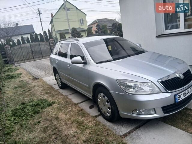 Сірий Шкода Октавія, об'ємом двигуна 1.6 л та пробігом 250 тис. км за 7100 $, фото 1 на Automoto.ua