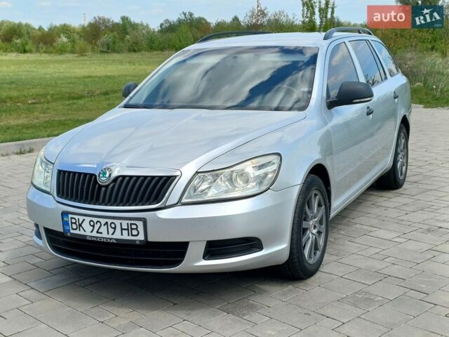 Сірий Шкода Октавія, об'ємом двигуна 1.6 л та пробігом 236 тис. км за 6850 $, фото 1 на Automoto.ua