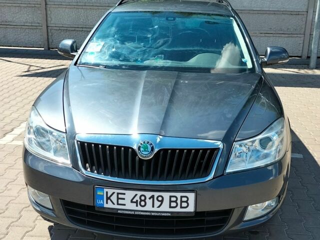 Серый Шкода Октавия, объемом двигателя 1.39 л и пробегом 162 тыс. км за 7500 $, фото 1 на Automoto.ua