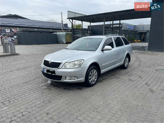 Серый Шкода Октавия, объемом двигателя 1.8 л и пробегом 235 тыс. км за 4999 $, фото 1 на Automoto.ua