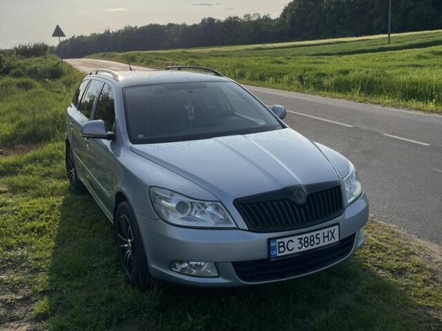 Сірий Шкода Октавія, об'ємом двигуна 2 л та пробігом 310 тис. км за 8400 $, фото 1 на Automoto.ua