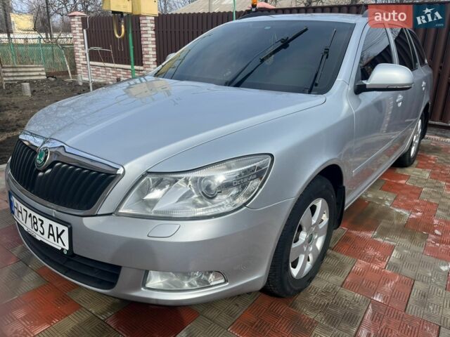 Серый Шкода Октавия, объемом двигателя 1.39 л и пробегом 200 тыс. км за 6500 $, фото 1 на Automoto.ua