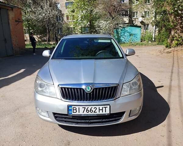 Сірий Шкода Октавія, об'ємом двигуна 1.6 л та пробігом 309 тис. км за 7199 $, фото 1 на Automoto.ua