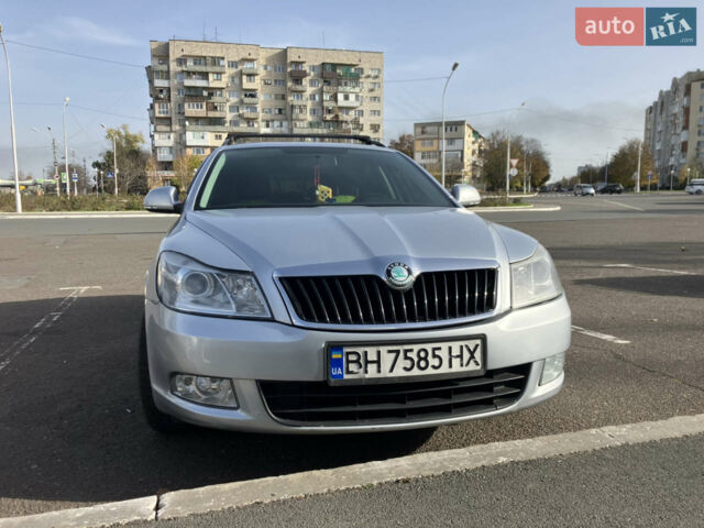 Серый Шкода Октавия, объемом двигателя 1.6 л и пробегом 288 тыс. км за 6500 $, фото 1 на Automoto.ua