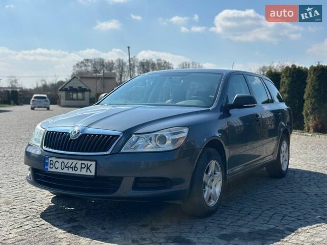 Серый Шкода Октавия, объемом двигателя 1.6 л и пробегом 241 тыс. км за 8200 $, фото 1 на Automoto.ua