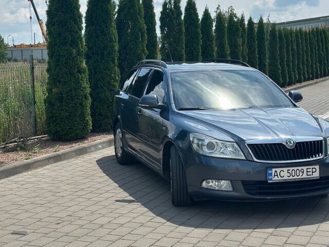 Серый Шкода Октавия, объемом двигателя 1.6 л и пробегом 351 тыс. км за 7500 $, фото 1 на Automoto.ua