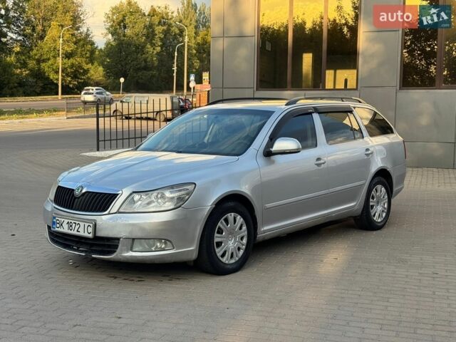 Сірий Шкода Октавія, об'ємом двигуна 1.6 л та пробігом 300 тис. км за 5300 $, фото 1 на Automoto.ua