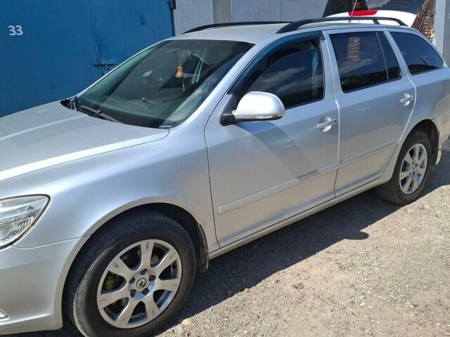 Сірий Шкода Октавія, об'ємом двигуна 1.99 л та пробігом 343 тис. км за 7900 $, фото 1 на Automoto.ua