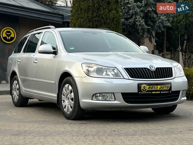 Серый Шкода Октавия, объемом двигателя 1.98 л и пробегом 266 тыс. км за 12500 $, фото 1 на Automoto.ua