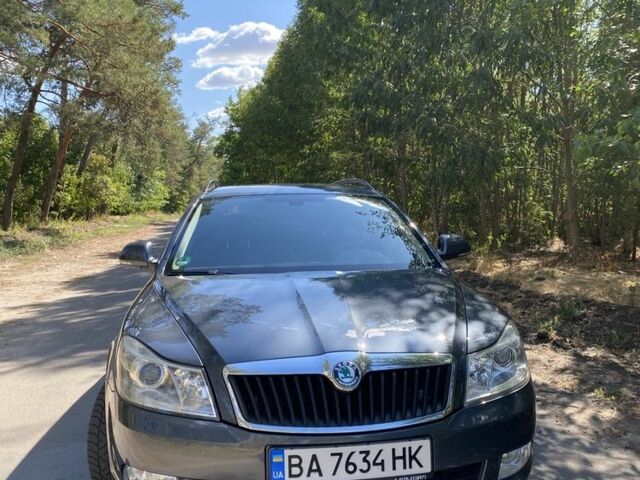Серый Шкода Октавия, объемом двигателя 1.2 л и пробегом 191 тыс. км за 8488 $, фото 1 на Automoto.ua