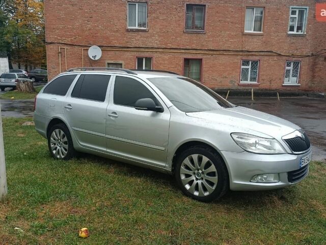 Серый Шкода Октавия, объемом двигателя 1.6 л и пробегом 320 тыс. км за 5500 $, фото 1 на Automoto.ua