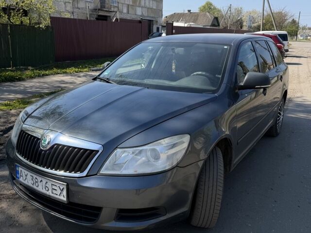 Серый Шкода Октавия, объемом двигателя 1.6 л и пробегом 340 тыс. км за 6000 $, фото 1 на Automoto.ua
