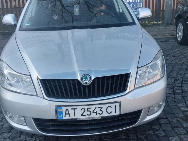 Сірий Шкода Октавія, об'ємом двигуна 1.6 л та пробігом 280 тис. км за 7000 $, фото 1 на Automoto.ua