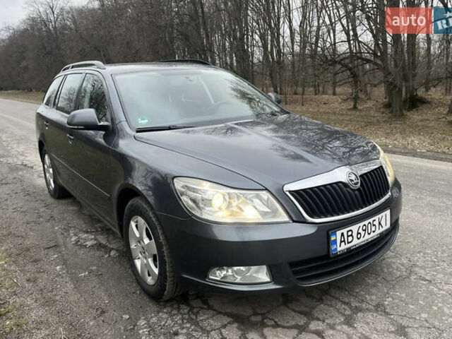 Серый Шкода Октавия, объемом двигателя 1.6 л и пробегом 306 тыс. км за 7800 $, фото 1 на Automoto.ua