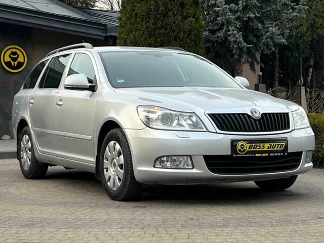 Сірий Шкода Октавія, об'ємом двигуна 2 л та пробігом 266 тис. км за 12500 $, фото 1 на Automoto.ua