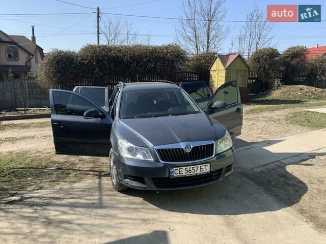 Серый Шкода Октавия, объемом двигателя 1.6 л и пробегом 215 тыс. км за 7500 $, фото 1 на Automoto.ua