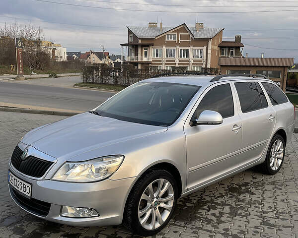 Сірий Шкода Октавія, об'ємом двигуна 2 л та пробігом 204 тис. км за 9500 $, фото 1 на Automoto.ua