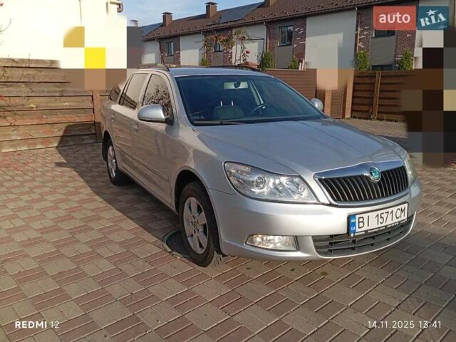 Серый Шкода Октавия, объемом двигателя 1.8 л и пробегом 160 тыс. км за 9200 $, фото 1 на Automoto.ua