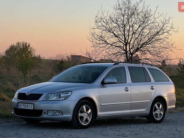 Сірий Шкода Октавія, об'ємом двигуна 1.6 л та пробігом 286 тис. км за 6900 $, фото 1 на Automoto.ua