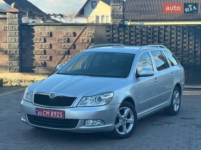 Серый Шкода Октавия, объемом двигателя 1.6 л и пробегом 188 тыс. км за 8200 $, фото 1 на Automoto.ua